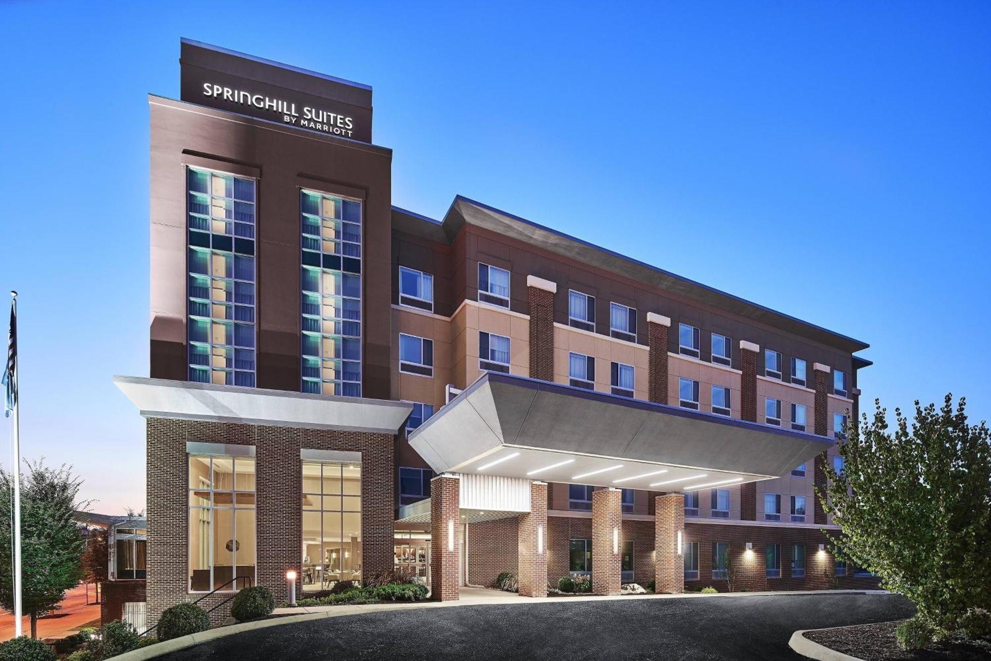 Springhill Suites By Marriott Roanoke Exterior photo