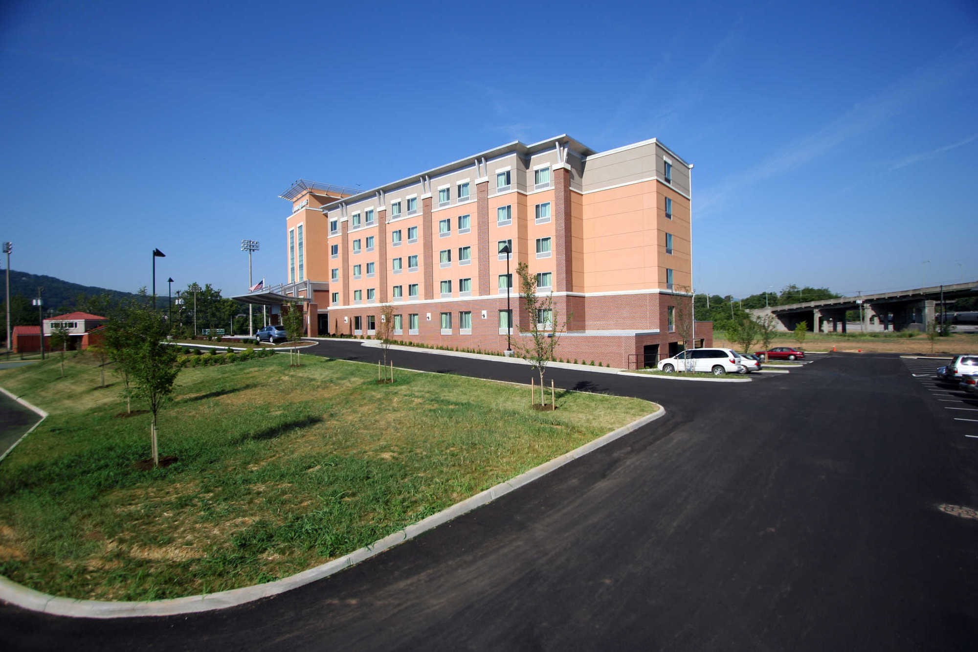 Springhill Suites By Marriott Roanoke Exterior photo